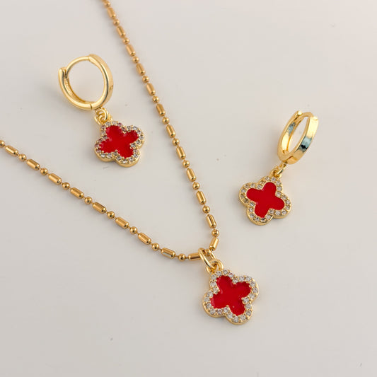 Set collar acero y aretes chapa de oro trébol rojo