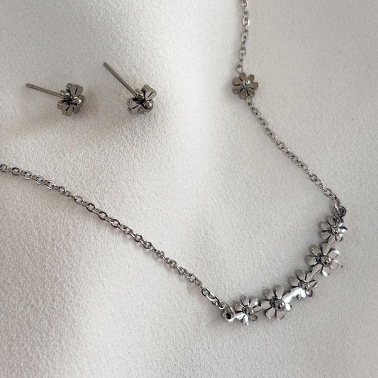 Set collar con aretes flores acero inoxidable