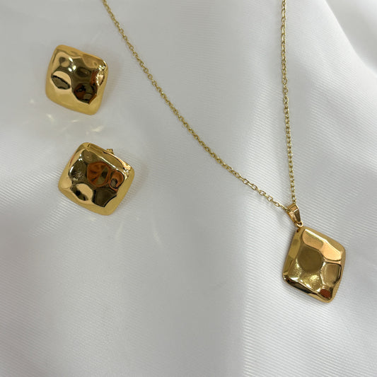 Set collar con aretes acero inoxidable cuadro martillado dorado