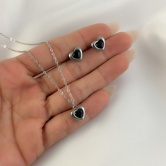 Set aretes y collar acero inoxidable corazón cristal negro