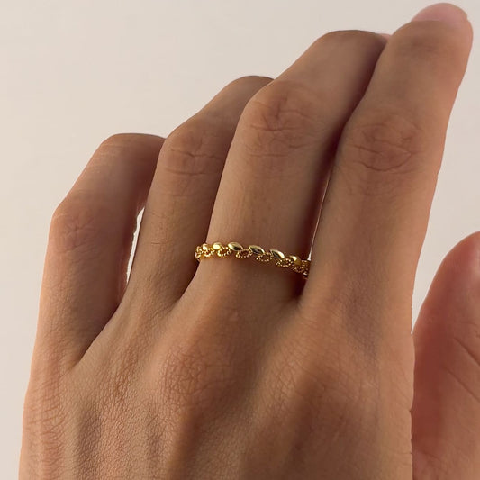 Anillo delgado hojitas chapa de oro