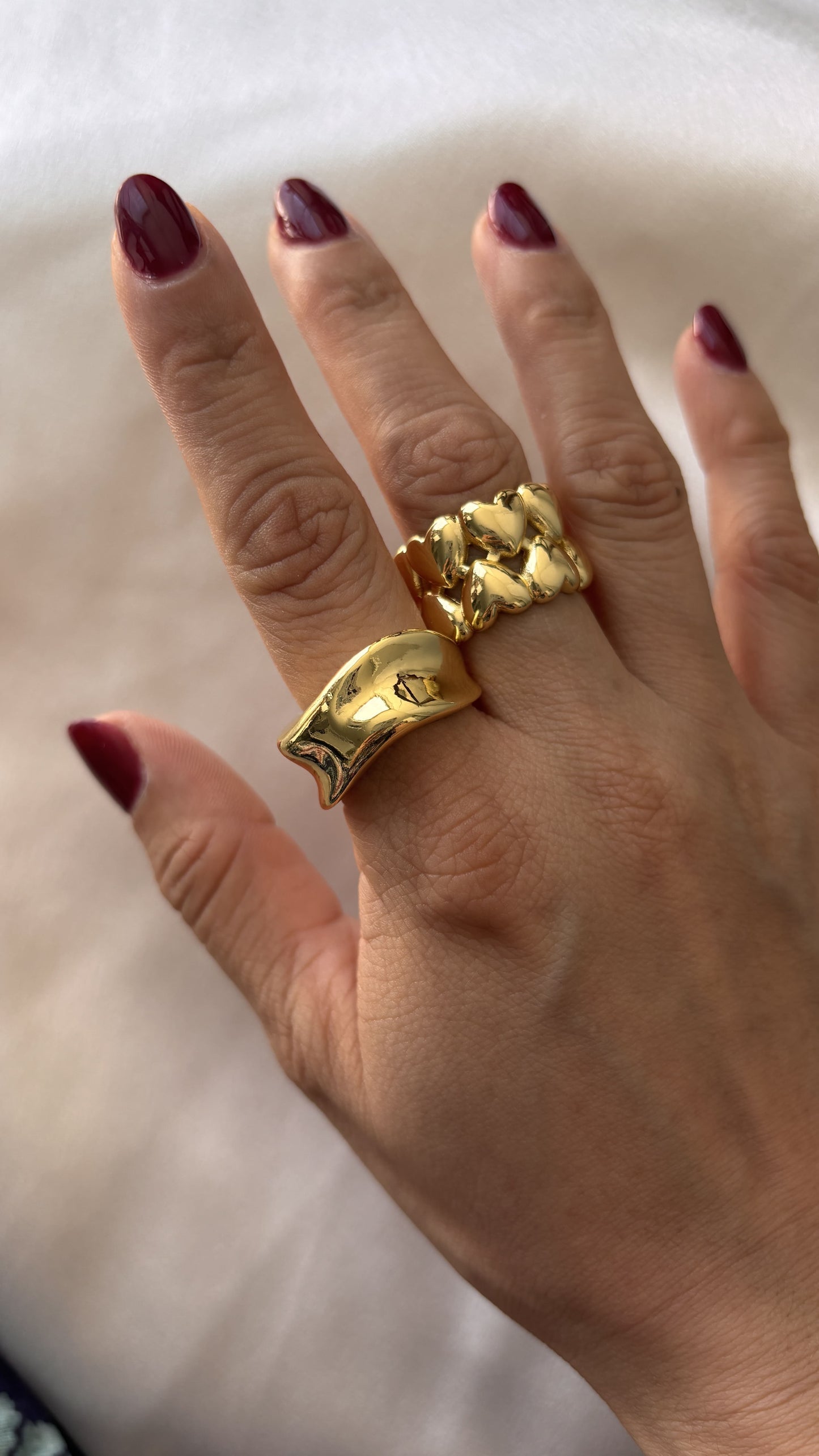 Anillo grueso doble corazones chapa de oro ajustable