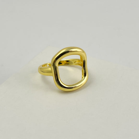 Anillo contorno cuadrado chapa de oro ajustable