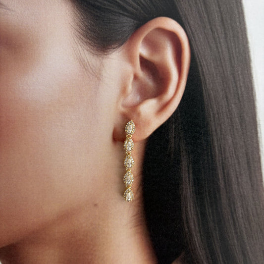 Aretes largos dorados zirconias fila de gotitas chapa de oro