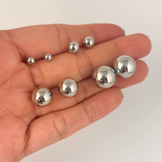 Broqueles bolita plateda chapa de oro diferentes medidas