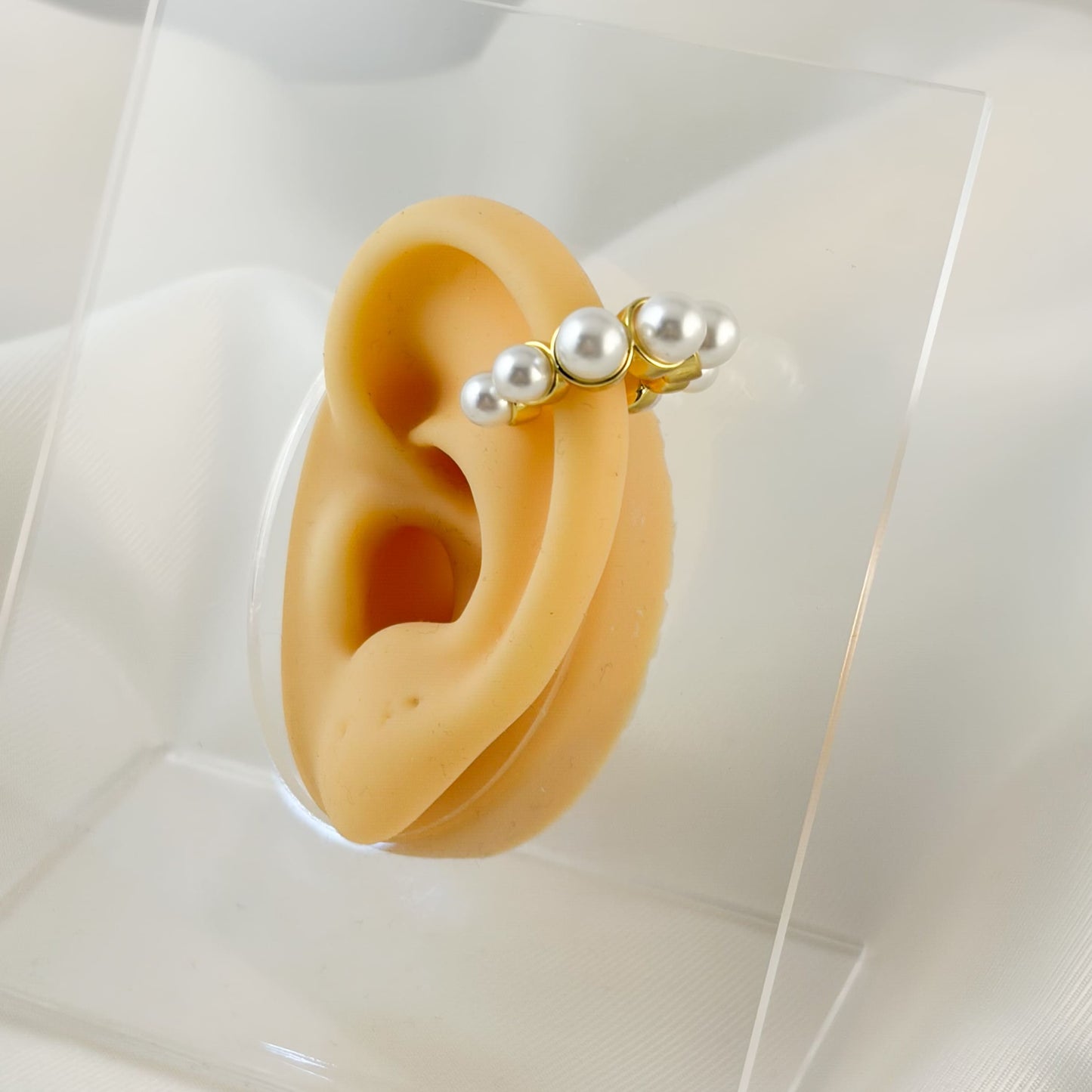 Earcuff perlas chapa de oro