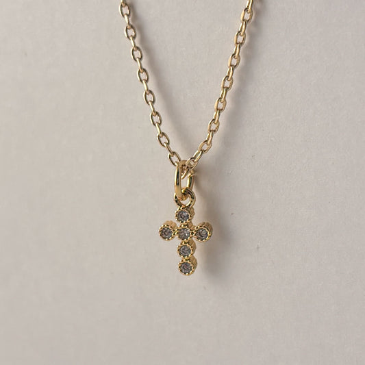 Collar dije cruz mini zirconias chapa de oro cadena de acero