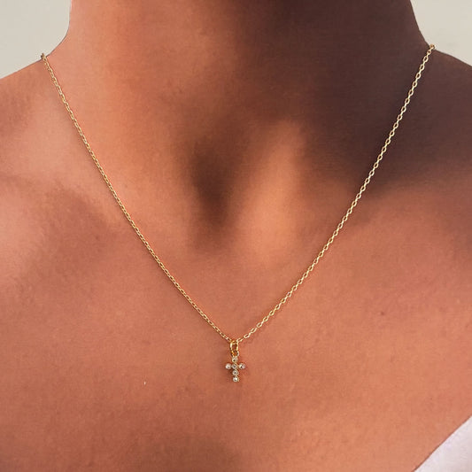 Collar dije cruz mini zirconias chapa de oro cadena de acero