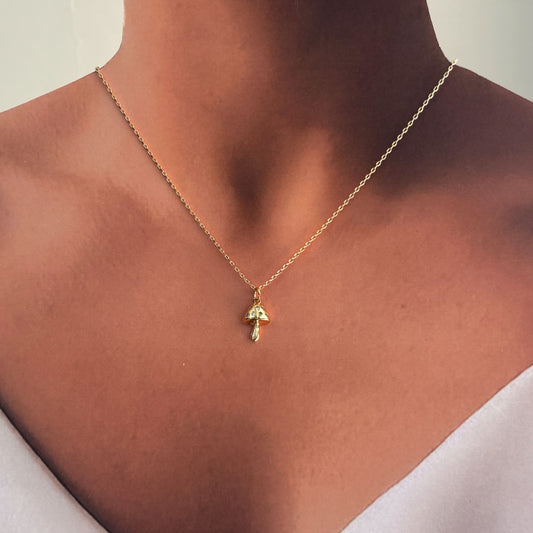 Collar ajustable dije honguito chapa de oro