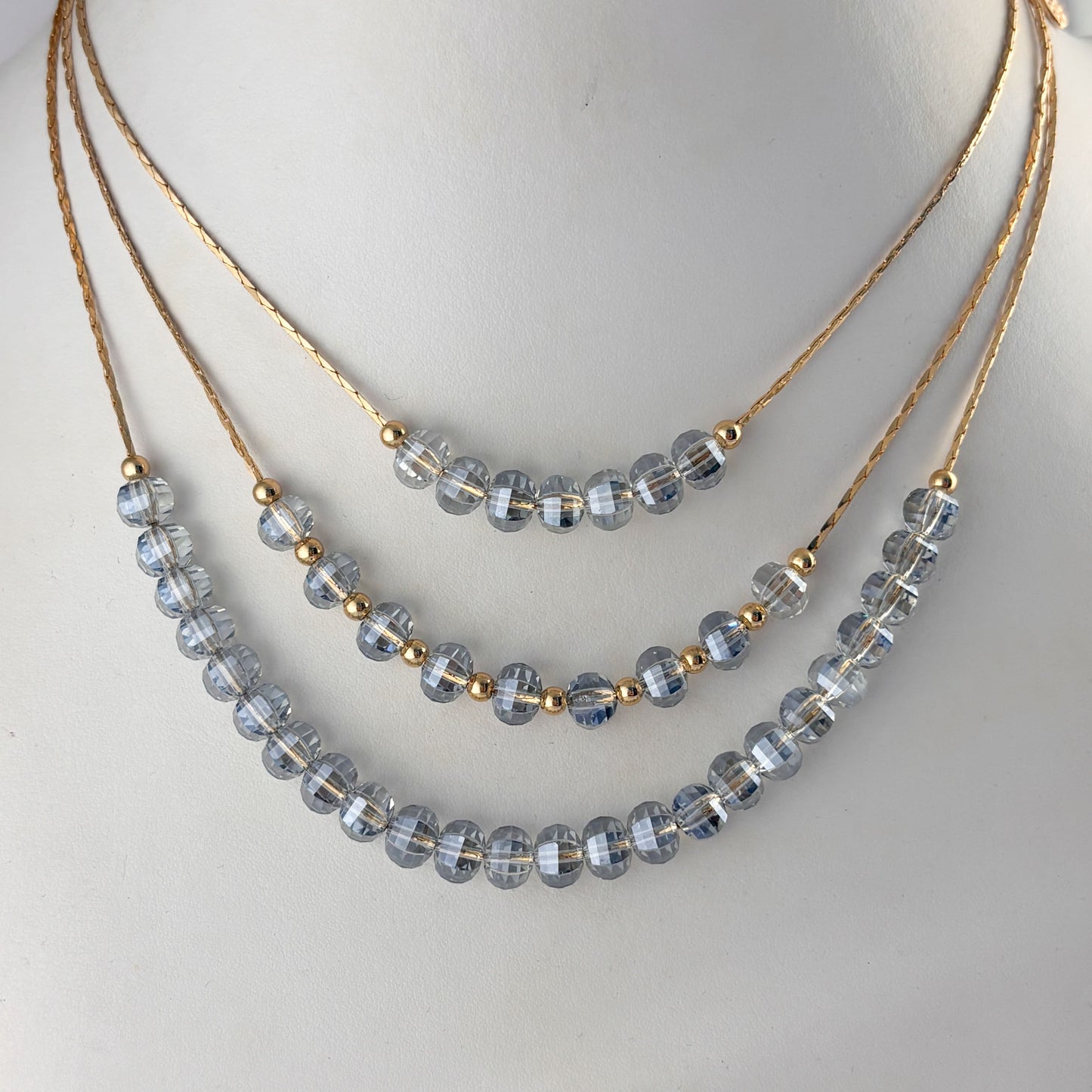 Collar triple cristal swa azul chapa calidad oro laminado