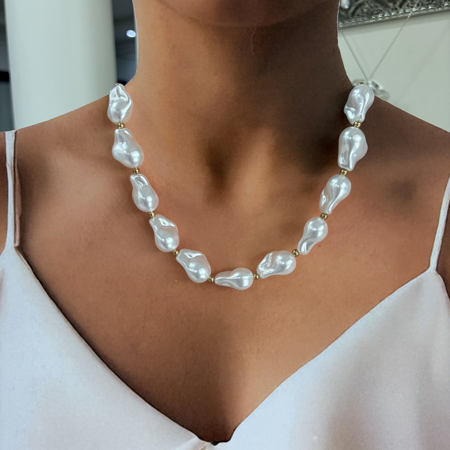 Collar perlas barrocas sintéticas chapa de oro