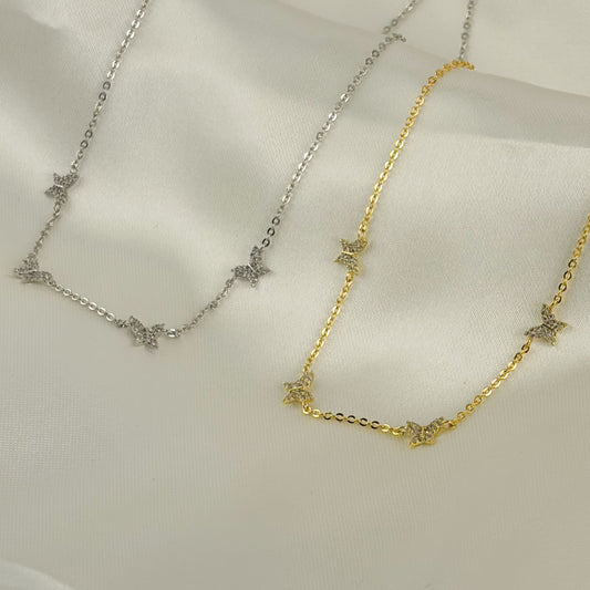 Collar mini mariposas zirconias baño de oro