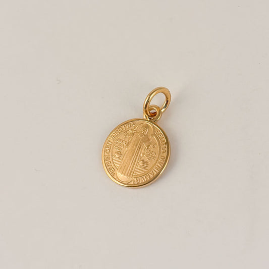 Medalla san benito 1.5 cm chapa de oro mate