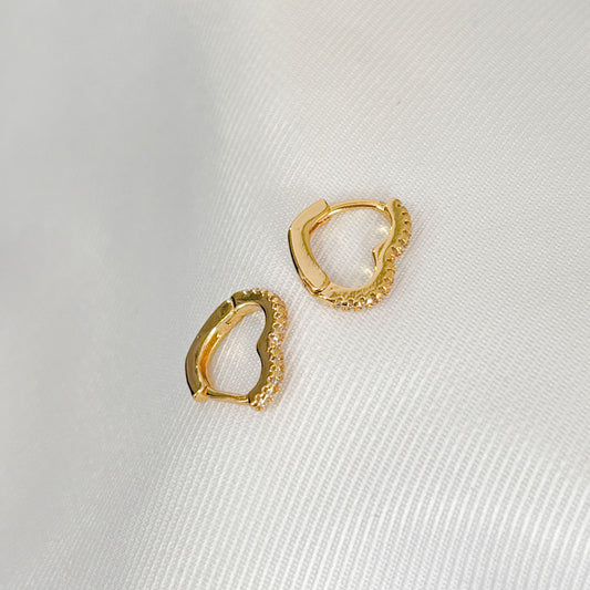 Huggies mini corazón zirconias chapa de oro