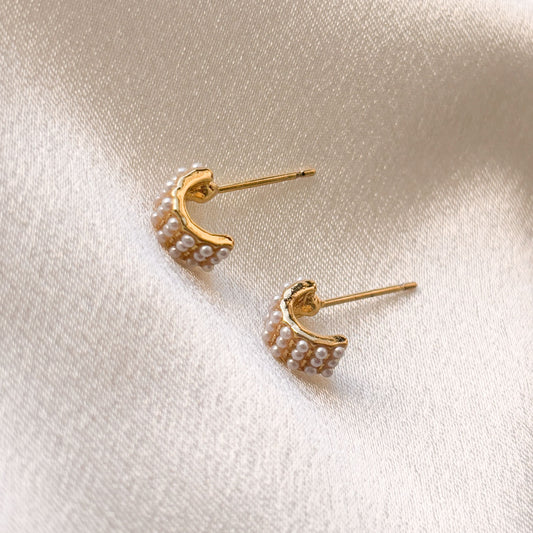 Semi huggies micro perlas chapa de oro 8 mm