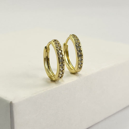 Huggies zirconia chapa de oro 1,5 cm