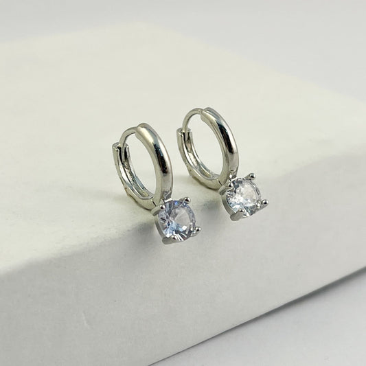 Huggies chapa de oro zirconia redonda plateados