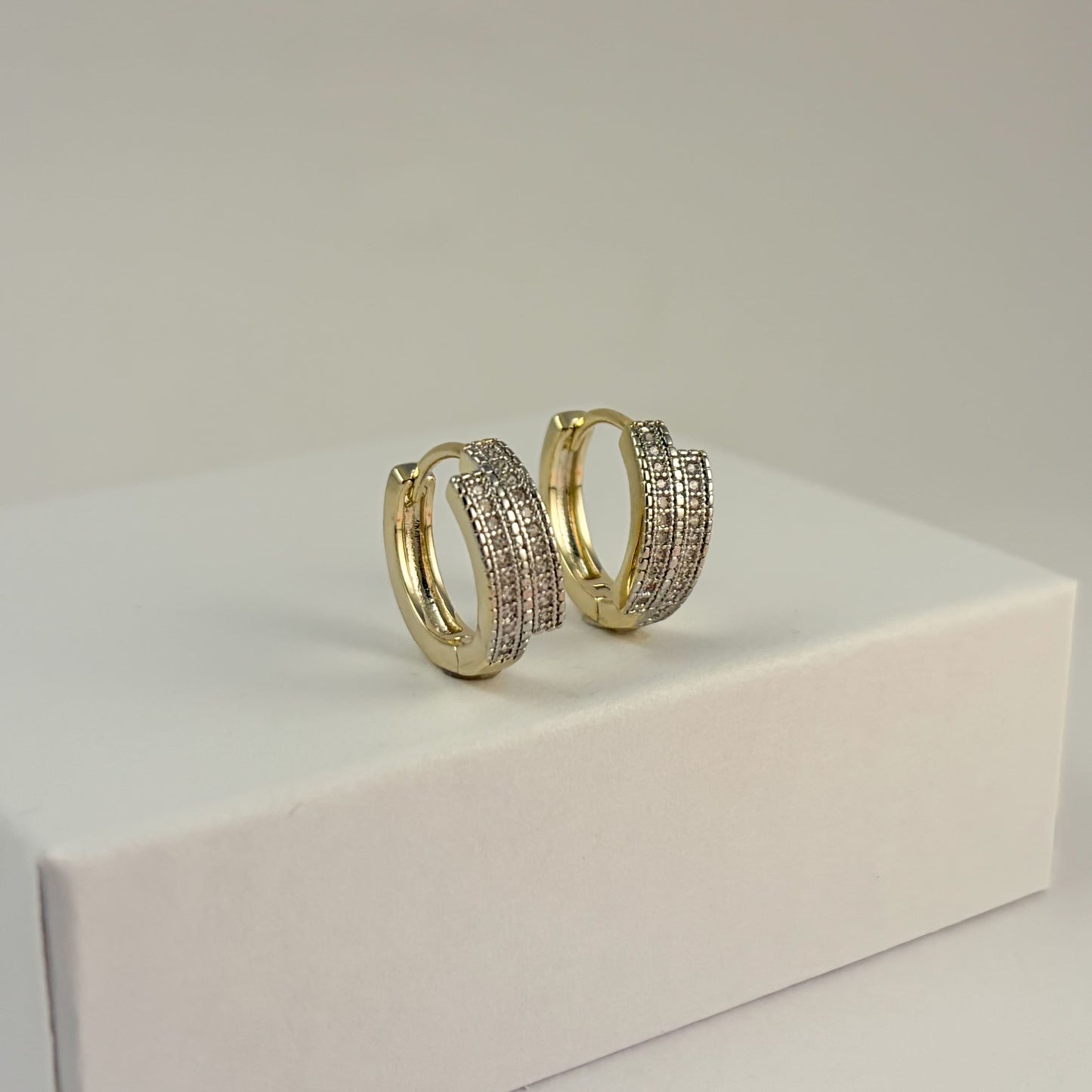 Huggies chapa de oro zirconias diferentes modelos