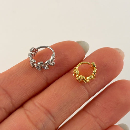Piercing hélix argolla hojitas zirconias chapa de oro