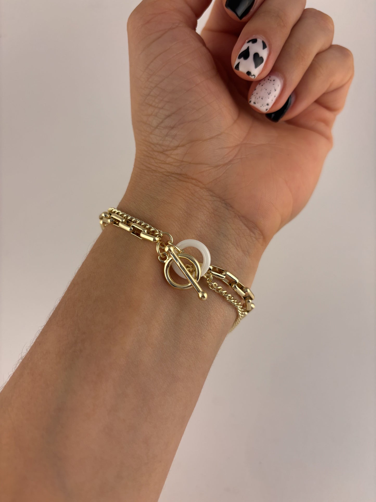 Pulsera chapa de oro doble cadena broche T aro blanco