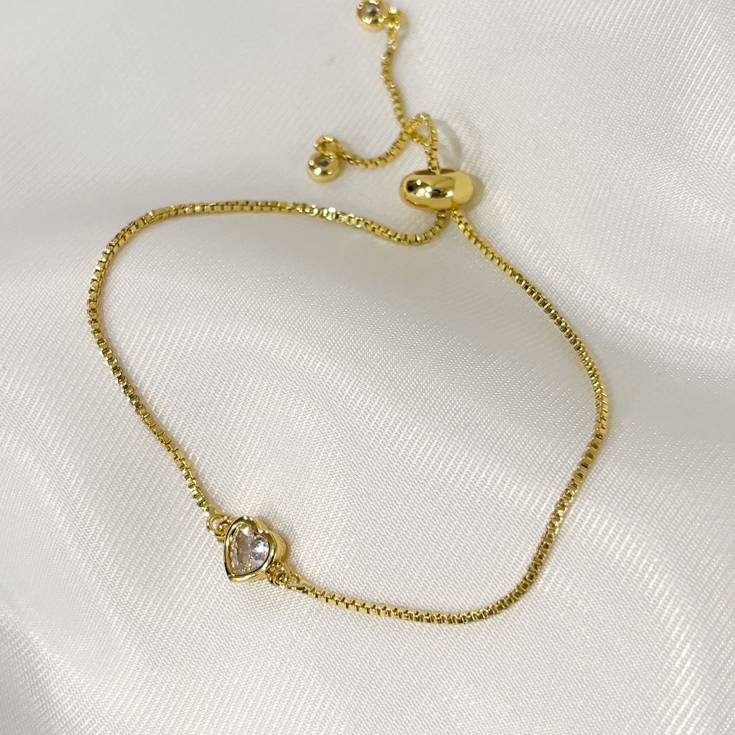 Pulsera ajustable corazón cristal chapa de oro