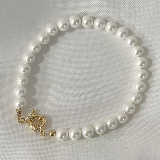 Pulsera perlas sintéticas broche marino chapa de oro