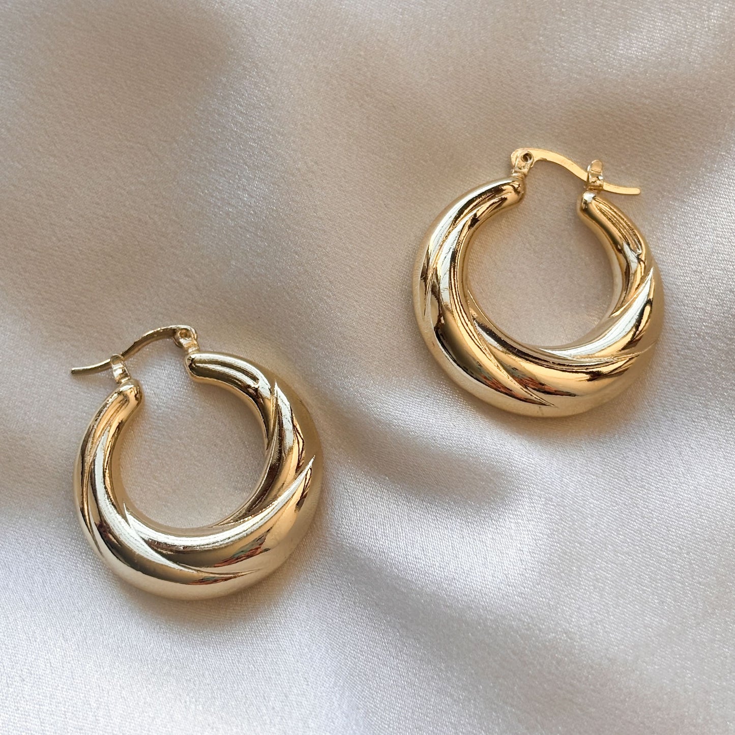 Arracadas chunky olas chapa de oro 3 cm