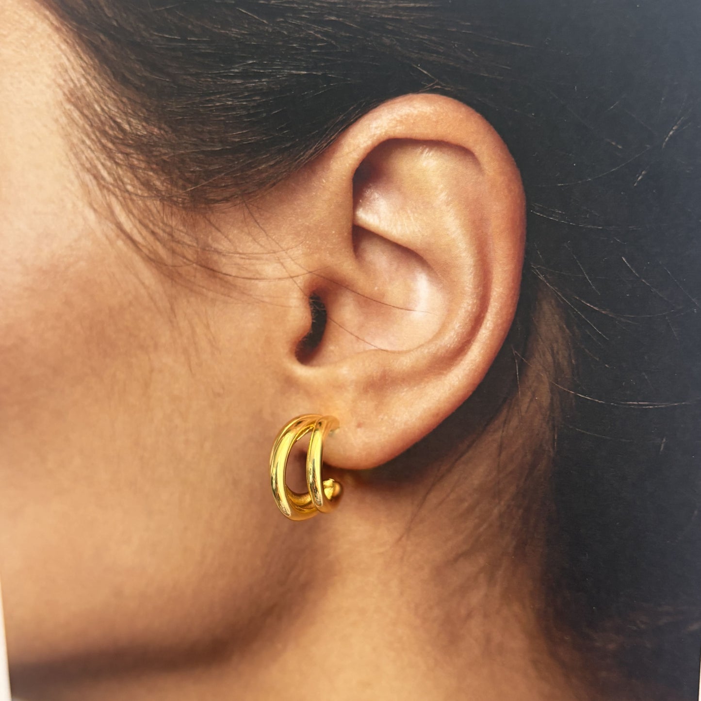 Arracadas triple tubular mini 1.5 cm chapa de oro