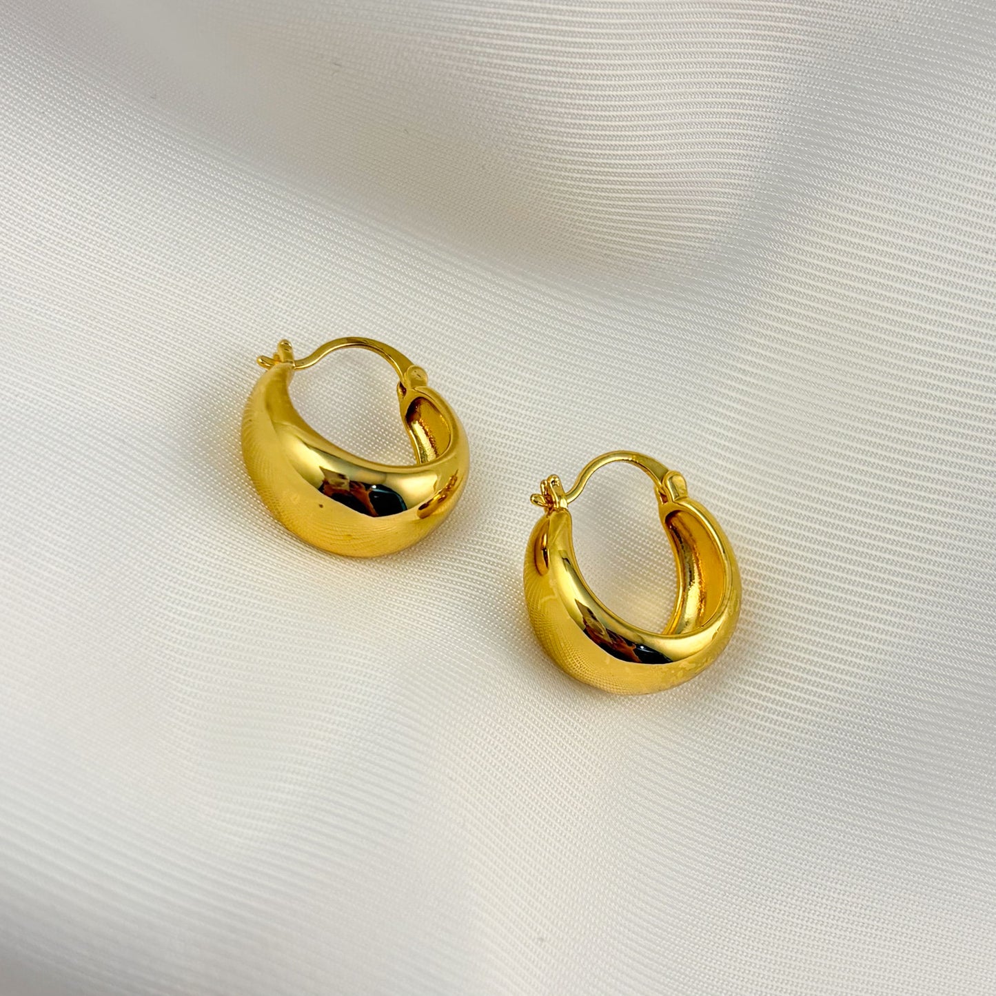 Arracadas chapa de oro canasta lisa 2 cm