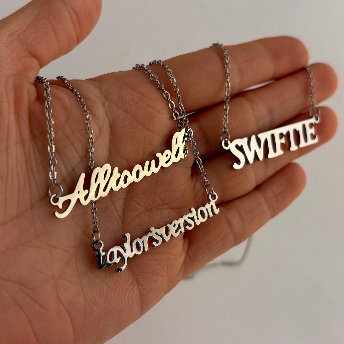 Collar Taylor Swift varios acero inoxidable plateado