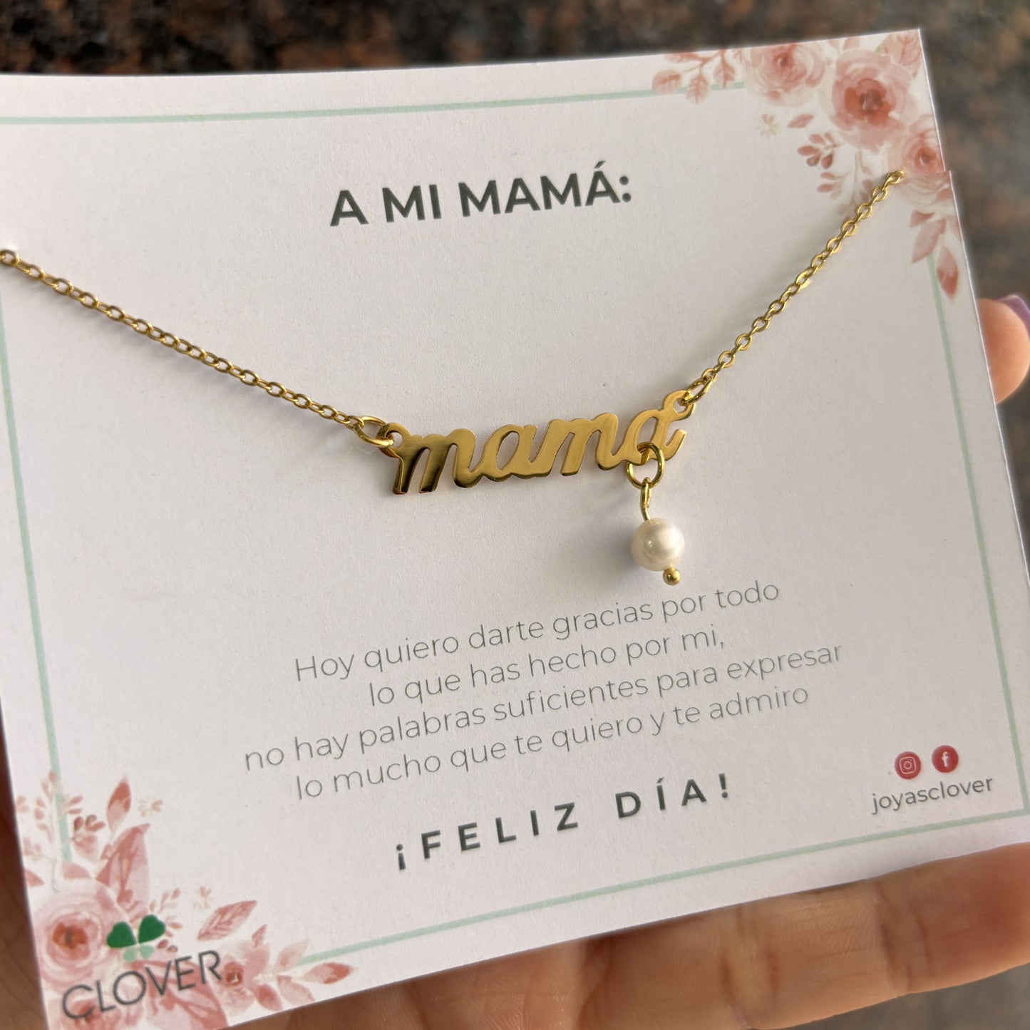 Collar mamá con perla chapa de oro y acero inoxidable Regalo día de las madres