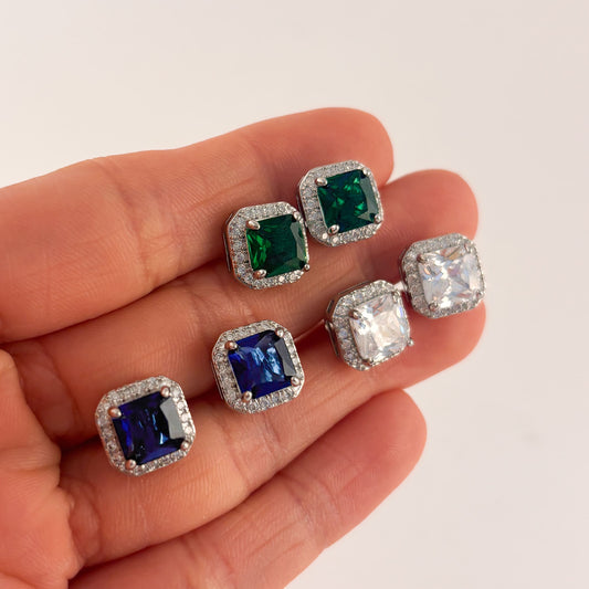 Aretes pegados zirconias elegante cuadro baño de rodio