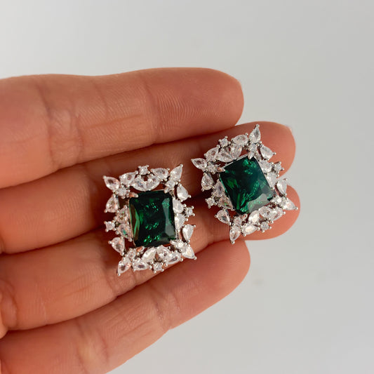 Aretes pegado elegantes cuadro verde zirconias baño de rodio