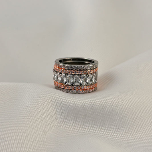 Anillo plateado grueso zirconias con rosa baño de oro #7