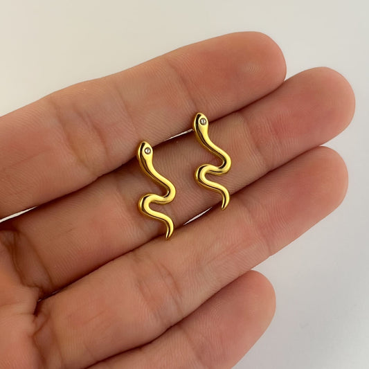 Aretes pegados serpiente acero inoxidable dorado