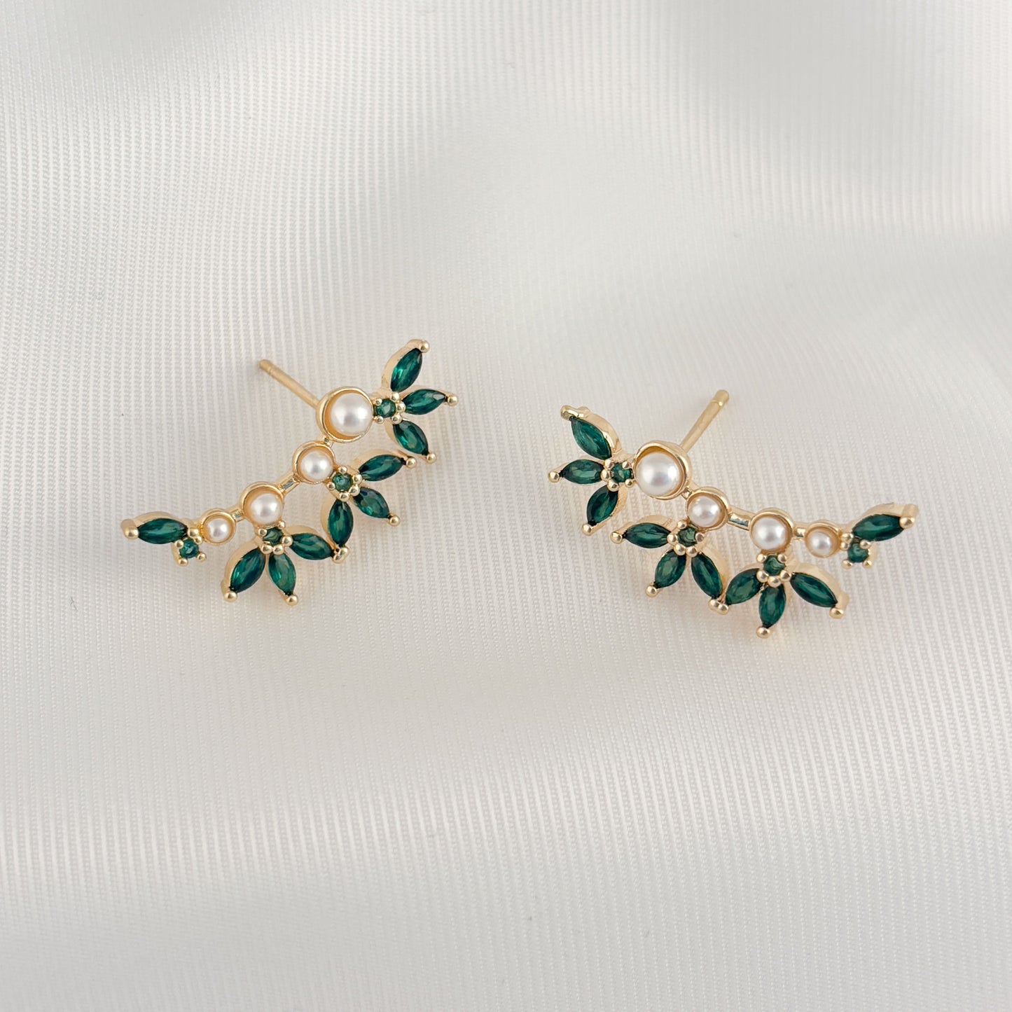 Aretes flores perlas chapa de oro diferentes colores
