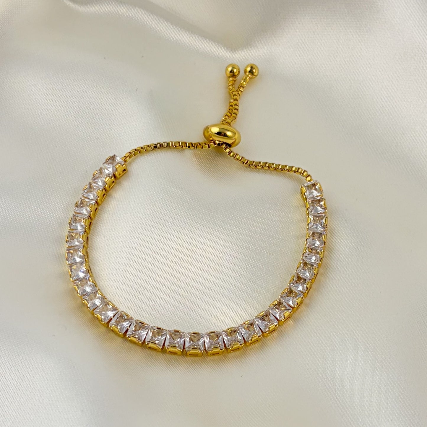 Pulsera baño de oro zirconia cuadrada ajustable