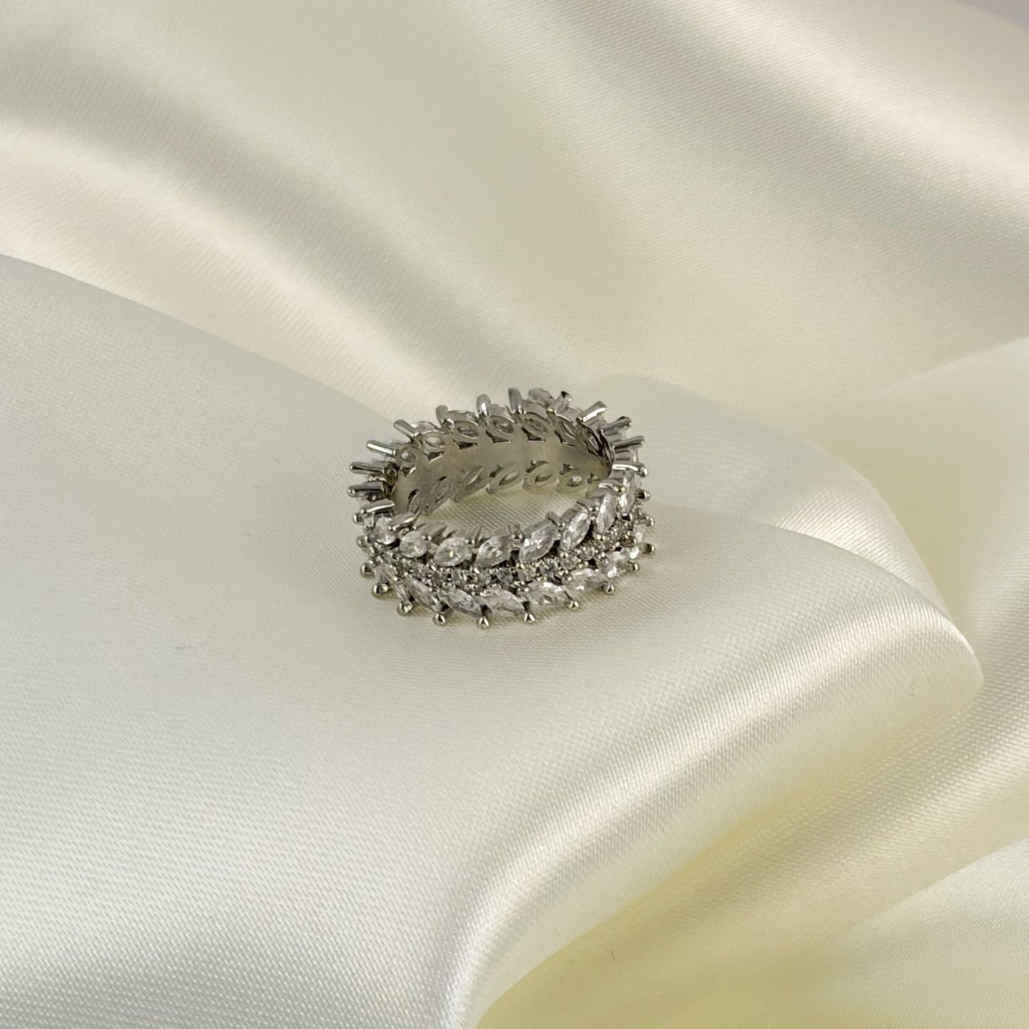 Anillo churumbela zirconia baño de oro plateado talla 7