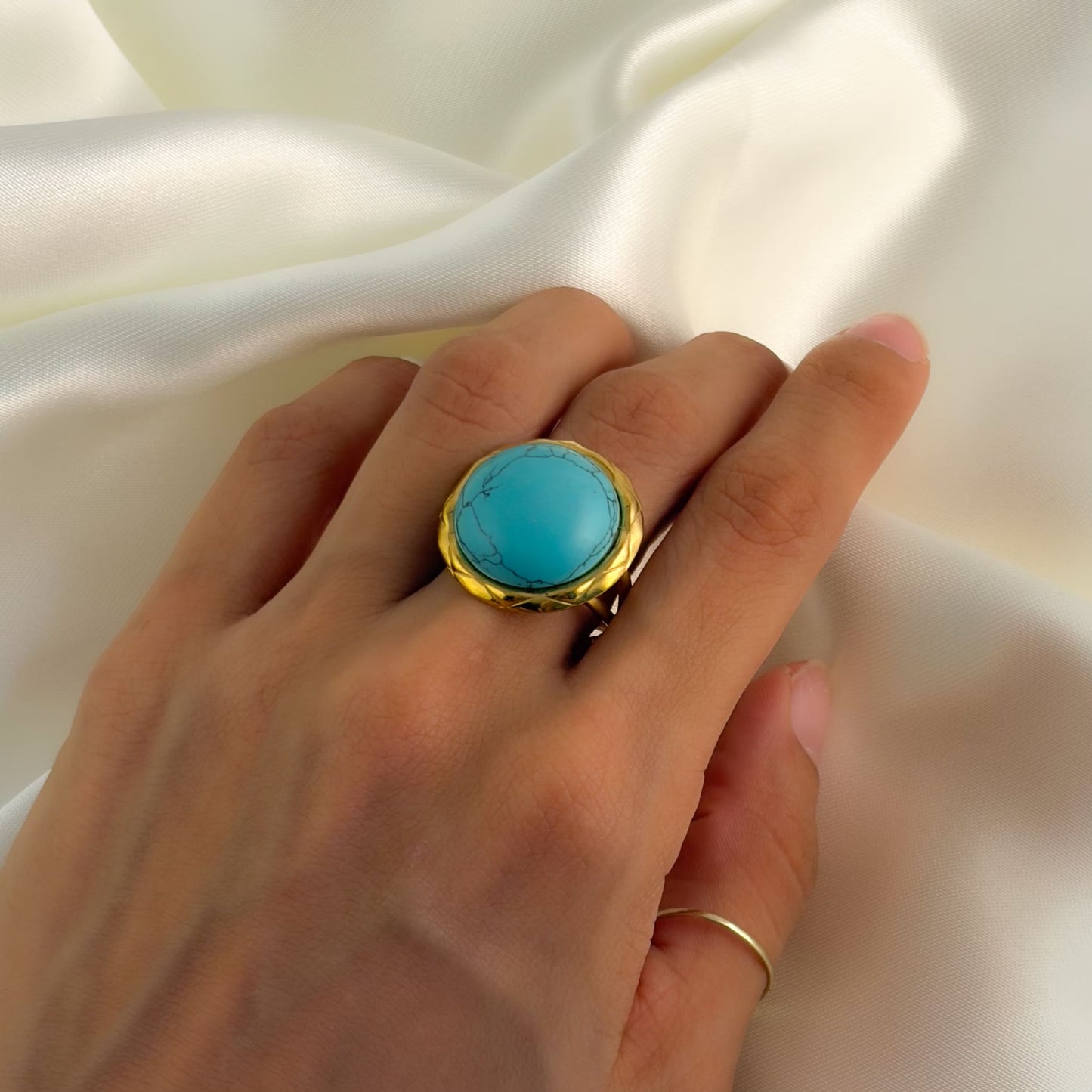 Anillo media bola turquesa acero premium