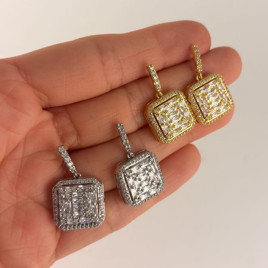 Aretes cortos zirconias cuadro colgante baño de oro premium
