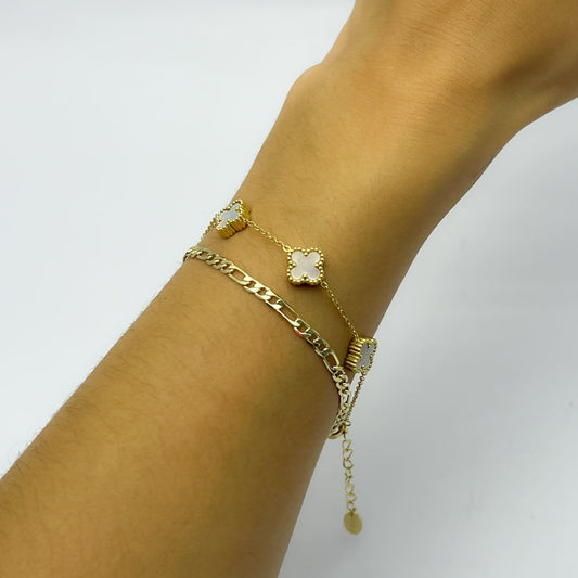 Pulsera tréboles chicos madre perla acero inoxidable dorado