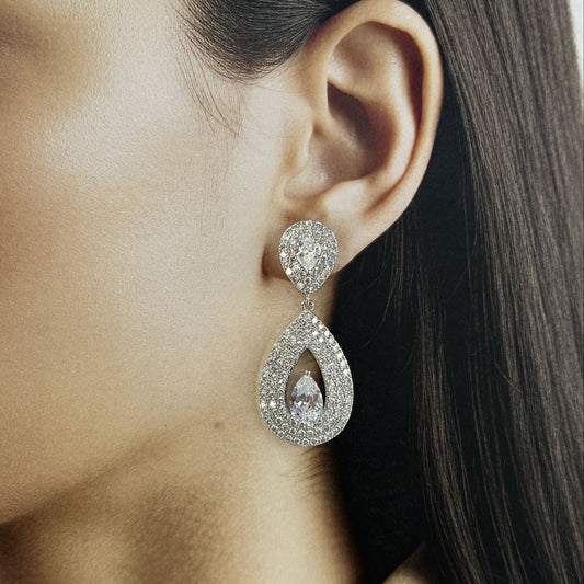 Arete maxi gota cristal zirconias baño de oro