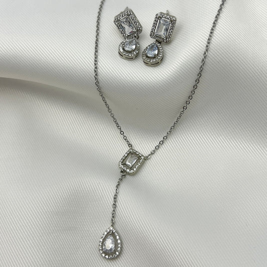 Set aretes y collar cuadro gotas zirconias baño de oro