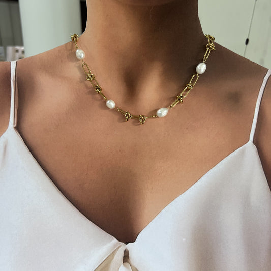 Collar nudos perla natural acero premium dorado