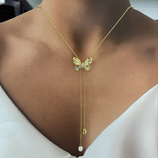 Collar corbatin mariposa zirconias acero premium dorado