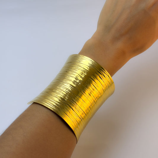 Brazalete ajustable textura ancho acero premium