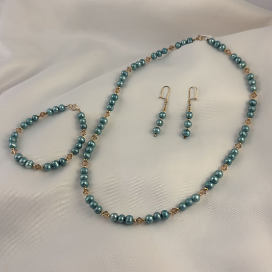 Set collar aretes y pulsera perlas naturalez azules