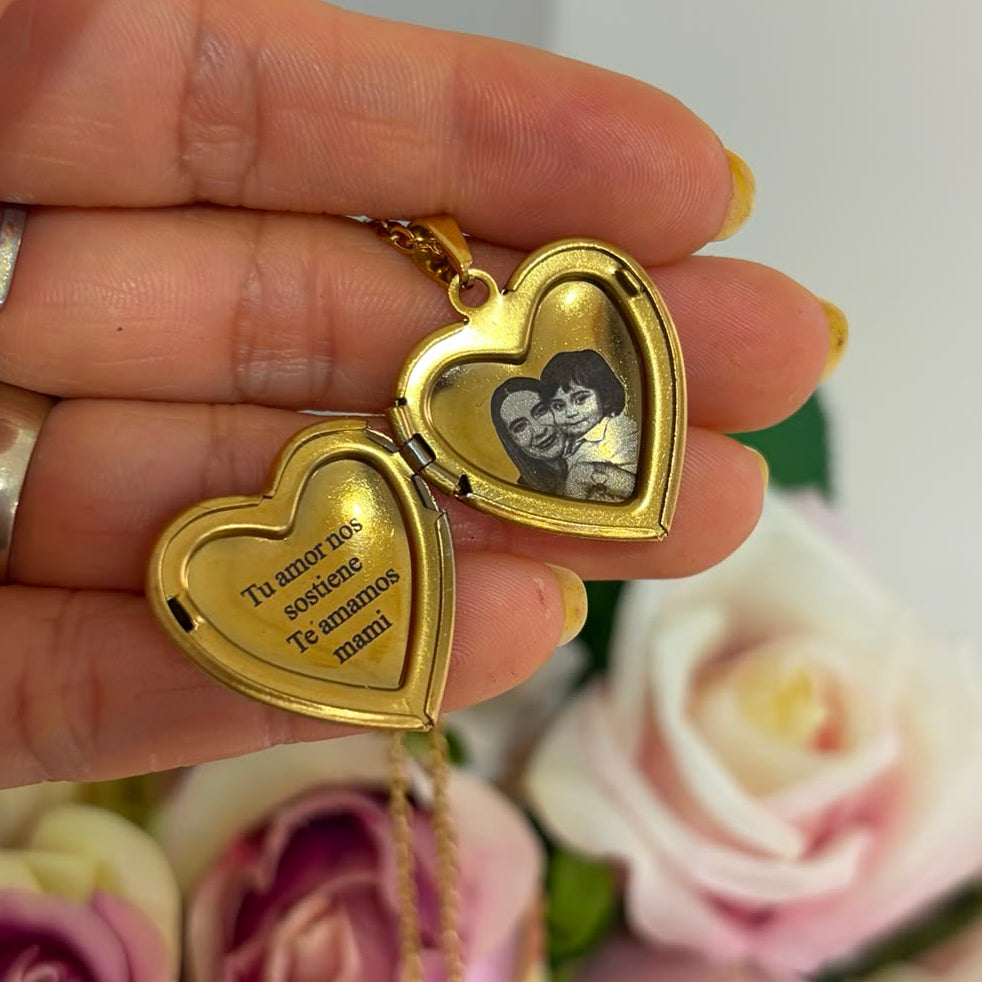 Relicario corazón con foto y texto grabado a láser regalo