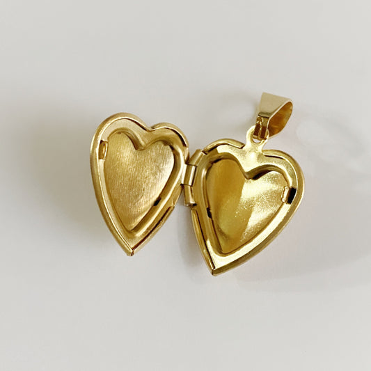 Dije Relicario liso para fotos corazón dorado acero inoxidable