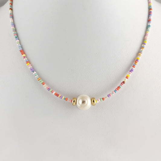 Gargantilla chapa de oro chaquira perla natural colores pastel
